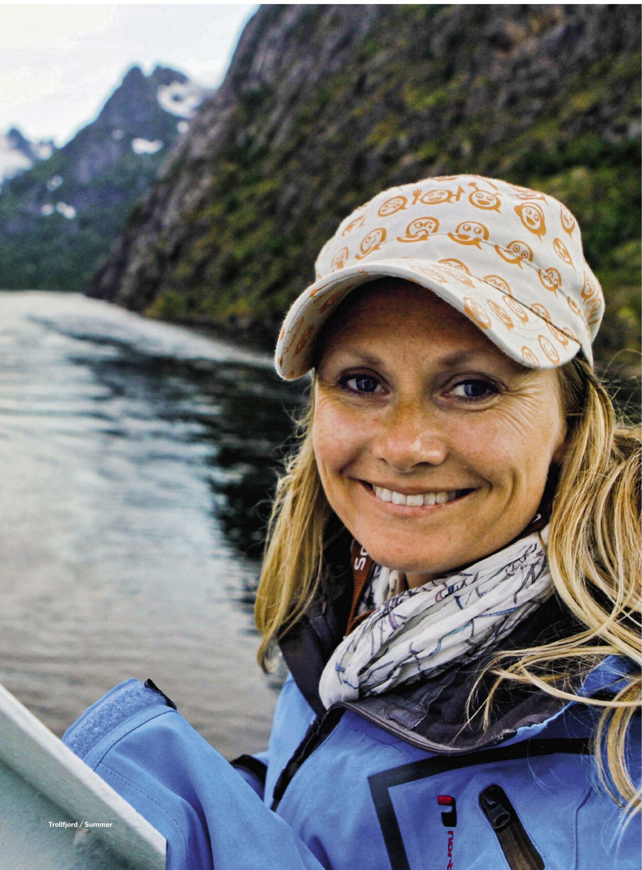 Catalogue Flight Center 01.04.2022 - 31.05.2023